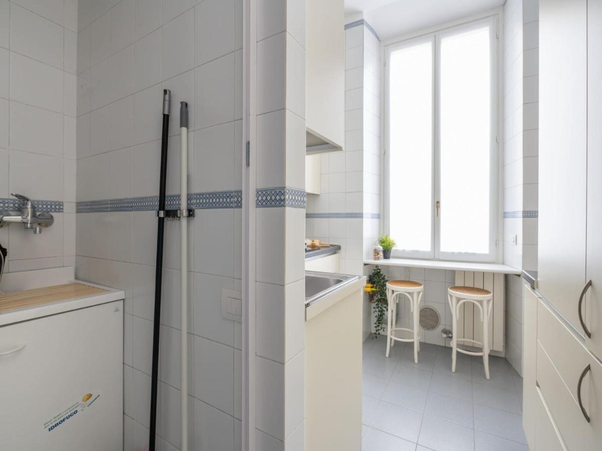 The Best Rent - Gorgeous Two-Bedroom Apartment In Porta Nuova District Милан Экстерьер фото